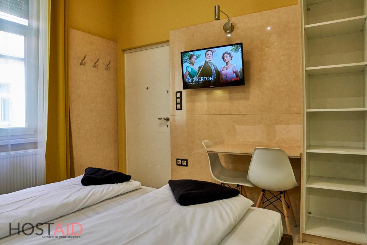 A13 Apartments - Budapest - Hostaid Екстериор снимка